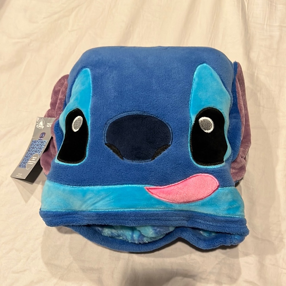 Disney Stitch fleece throw